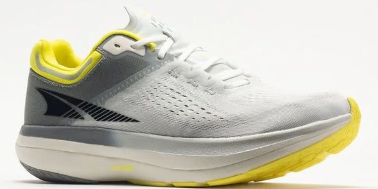Tennis Shoes with broad feet are designed to improve your on-court performance