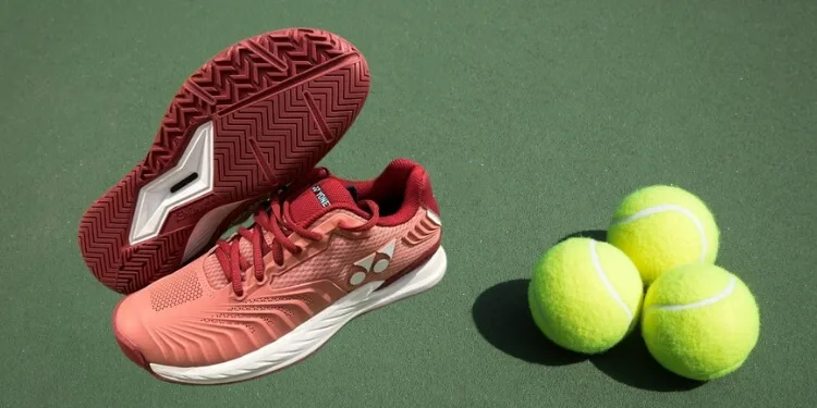 selecting tennis shoes with stability