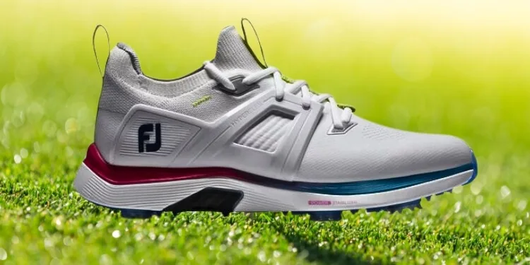 Buying Golf Shoes from Sports Direct