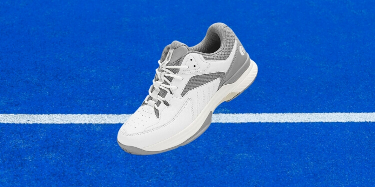 pickleball-specific court shoe typically features